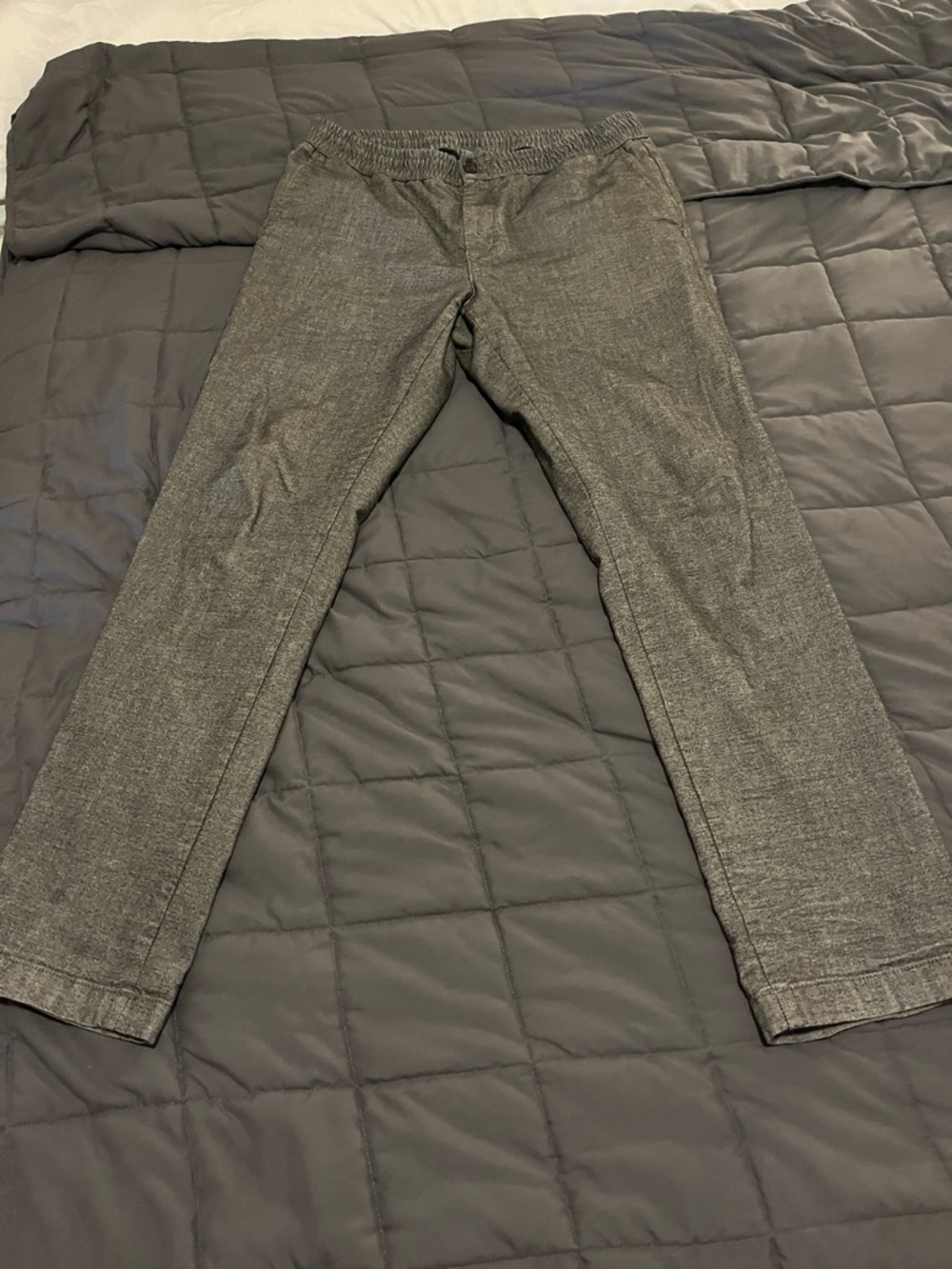 Tommy Hilfiger Men's Heather Gray Slim Chinos